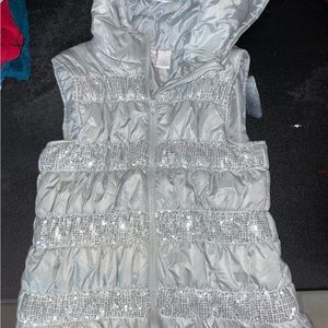 Girls puffer vest